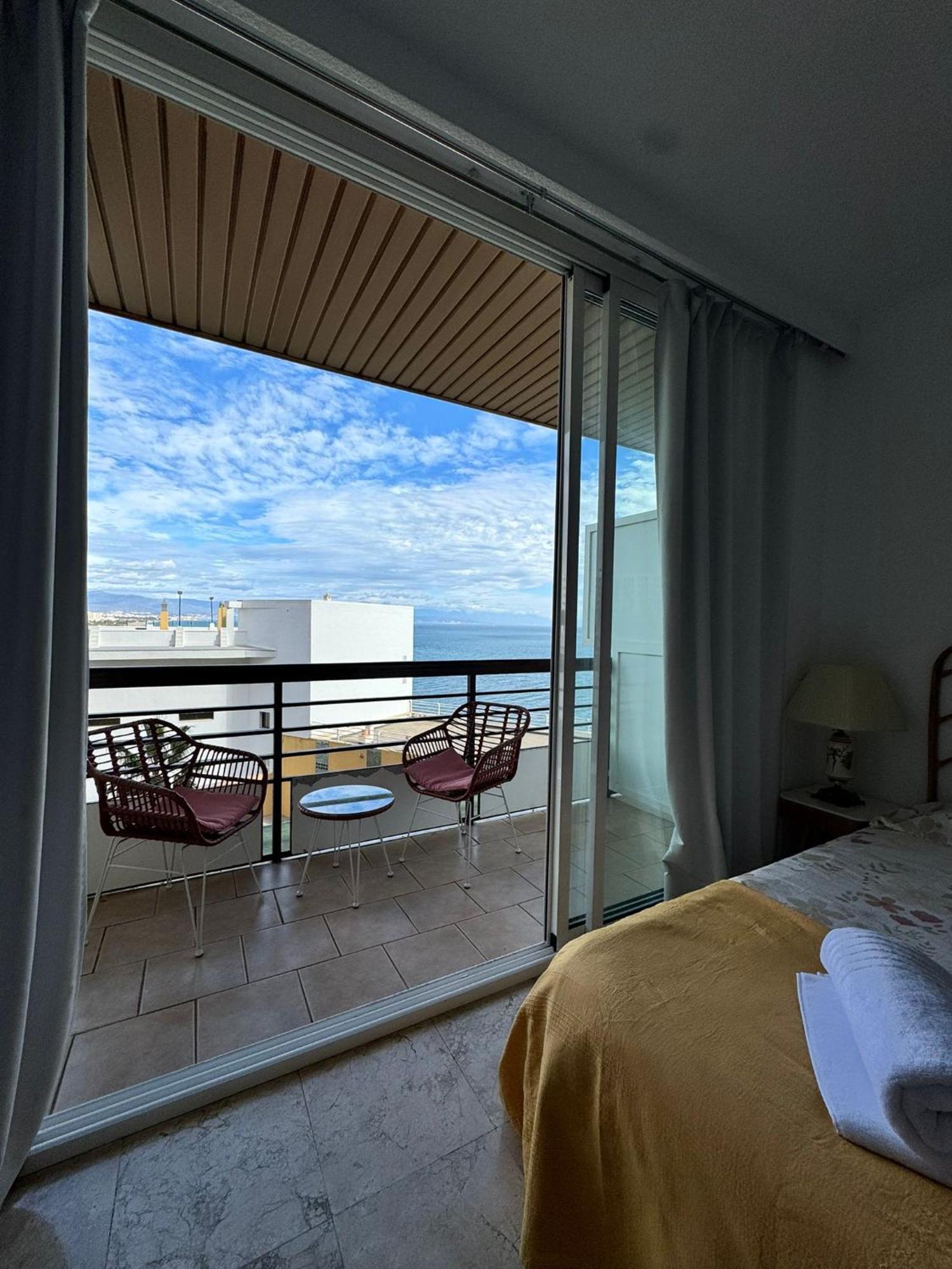 Castillo Santa Clara Estudio Con Vistas Laterales Al Mar Torremolinos Zewnętrze zdjęcie